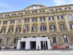 profumo-arriva-in-leonardo-del-fante-a-poste