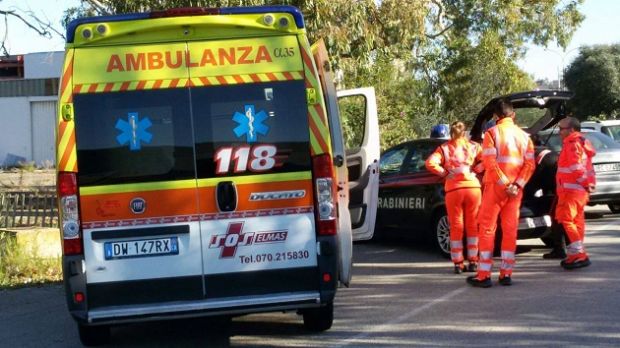 elmas-uomo-cade-da-tetto-capannone-e-muore