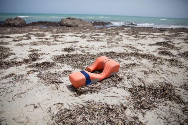 +++ Migranti: naufragio davanti Libia migranti-naufragio-davanti-libia-almeno-240-morti