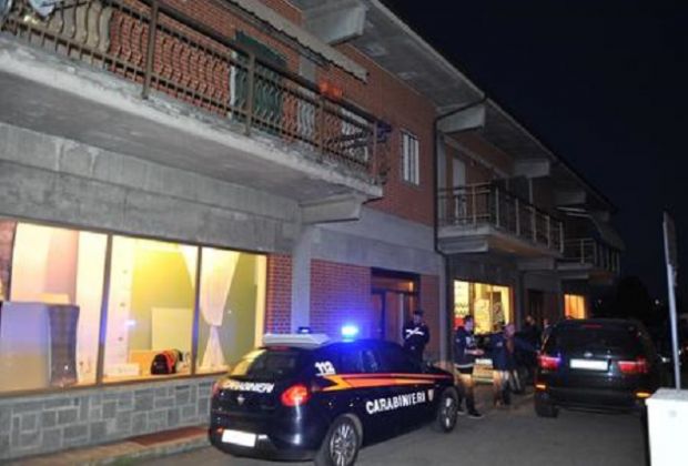 Uccide moglie e chiama CC uccide-moglie-e-chiama-cc-and-egrave-in-carcere