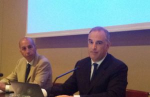 migranti-pili-unidos-and-quot-trasferiti-da-cagliari-a-palermo-8-algerini-con-volo-aereo-and-quot