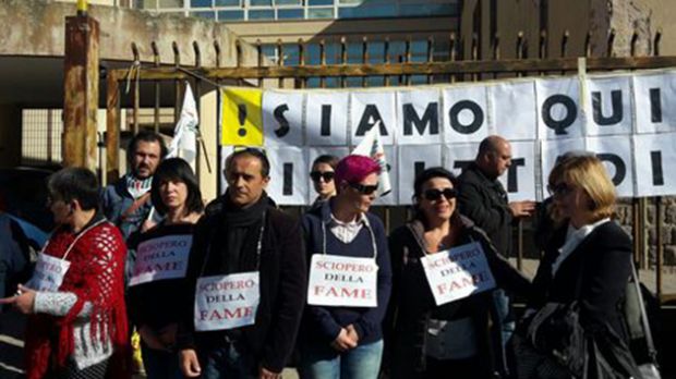 Aias aias-terzo-giorno-sciopero-fame-operatori