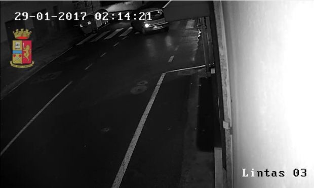 si-finge-carabiniere-e-deruba-disabile-arrestato