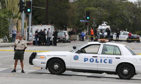 usa-spari-in-scuola-elementare-due-morti