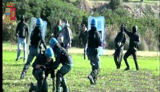 difesa-disordini-a-capo-frasca-nel-2016-54-indagati