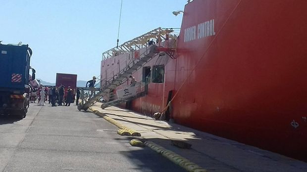 Porto Cagliari porto-cagliari-attraccata-nave-con-816-profughi-alle-14-45-via-a-procedure-accoglienza