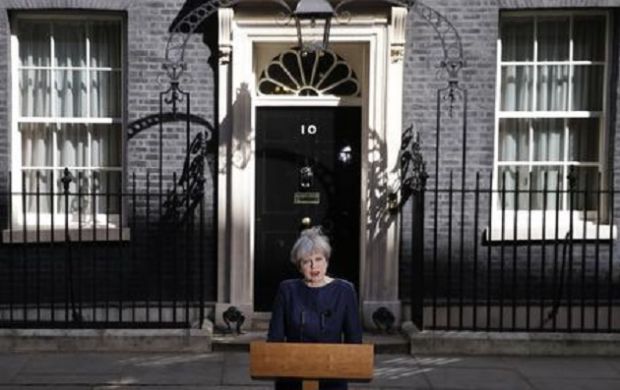 theresa-may-voto-anticipato-l-8-giugno-in-gran-bretagna