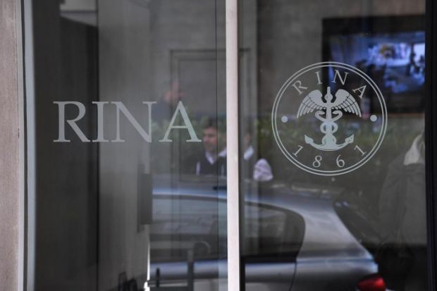 certificati-navi-irregolari-due-arresti