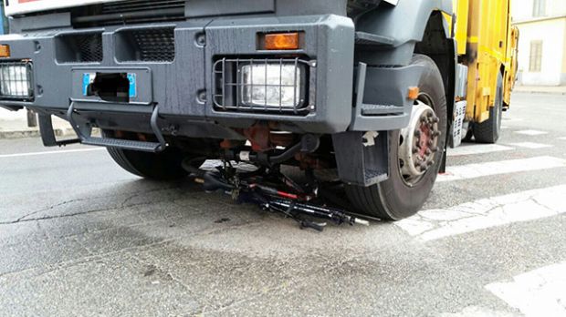 is-mirrionis-incidente-ciclista-solidariet-and-agrave-da-ciclisti-urbani-cagliari