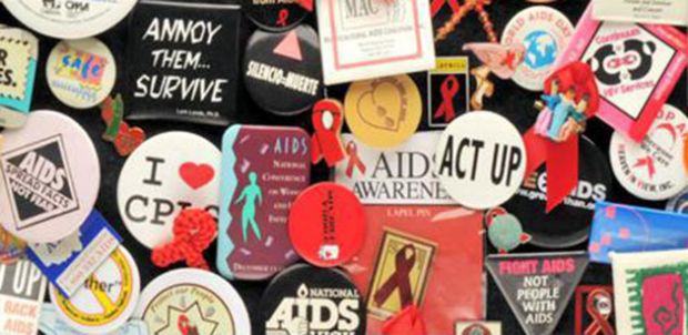 aids-trent-and-rsquo-anni-di-manifesti-in-mostra-a-cagliari