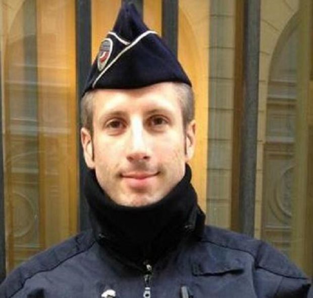 Parigi parigi-chi-era-il-poliziotto-ucciso-sugli-champs-elysees