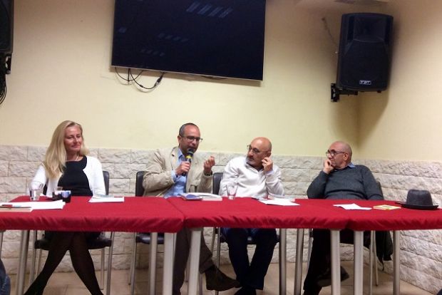 cagliari-crescere-a-is-mirrionis-storie-di-adolescenti-e-i-cambiamenti-del-quartiere