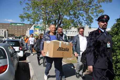 alitalia-chiusi-seggi-referendum-riunione-gentiloni-con-ministri