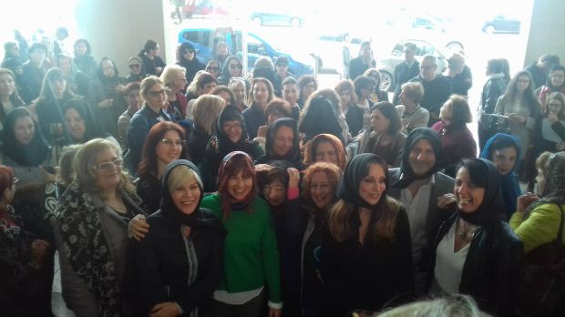 Doppia preferenza: flash mob col 'muccadore' doppia-preferenza-flash-mob-col-muccadore-subito-in-aula