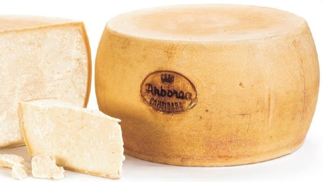 formaggi-nasce-gran-campidano-3a-sfida-grana-e-parmigiano