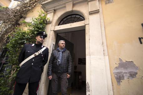 femminicidio-uccide-compagna-e-si-costituisce