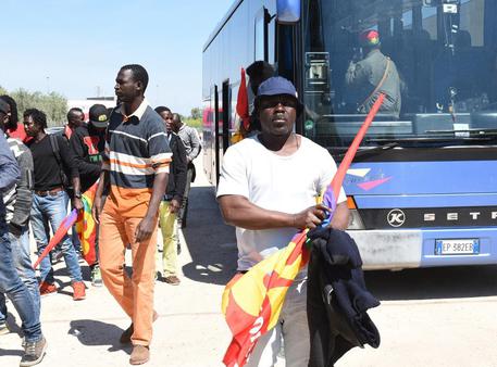 Migranti migranti-zuccaro-l-italia-non-pu-and-ograve-ospitarli-tutti