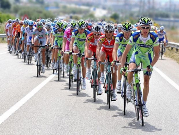 giro-1-thomas-e-landa-and-quot-team-sky-vuole-la-vittoria-and-quot