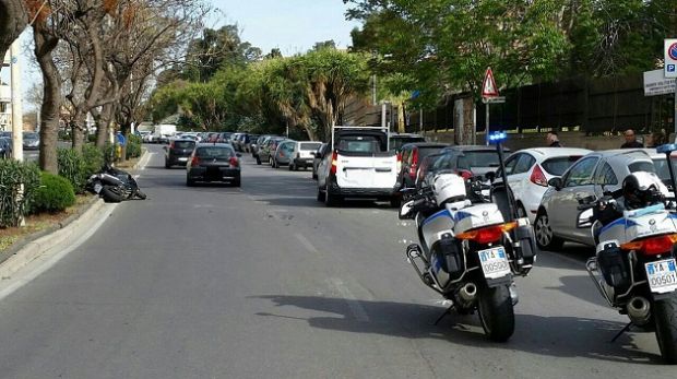 cagliari-urta-moto-e-si-d-and-agrave-alla-fuga-caccia-al-suv
