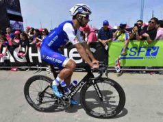 Giro, volata spettacolo in via Roma a Cagliari: vince Gaviria giro-volata-spettacolo-in-via-roma-a-cagliari-vince-gaviria