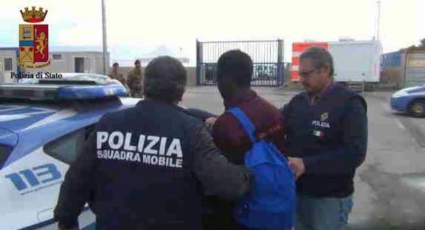 Migranti migranti-arrestati-trafficanti-legati-a-gruppi-terroristi
