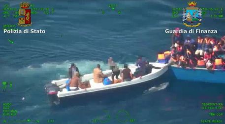crudelt-and-agrave-e-sevizie-arrestati-cinque-trafficanti-in-due-diverse-operazioni