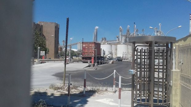 arresti-fluorsid-gip-and-quot-sostanze-nocive-superiori-a-3mila-volte-and-quot