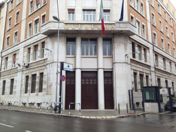 Terrorismo: un fermo e un'espulsione terrorismo-un-fermo-e-un-espulsione