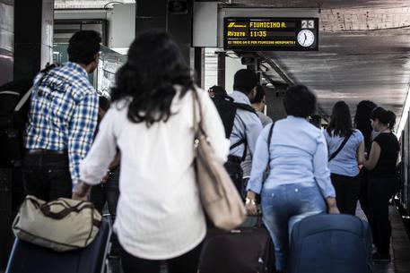 Guasto elettrico alla stazione Termini a Roma guasto-elettrico-alla-stazione-termini-a-roma-treni-bloccati