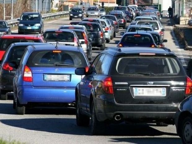cagliari-tamponamento-a-catena-nella-131-dir-traffico-in-tilt