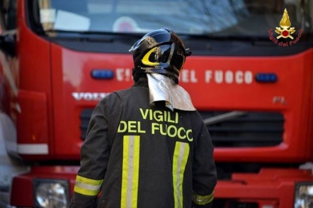 scoppia-incendio-in-casa-ad-olbia-fiamme-partite-da-corto-circuito