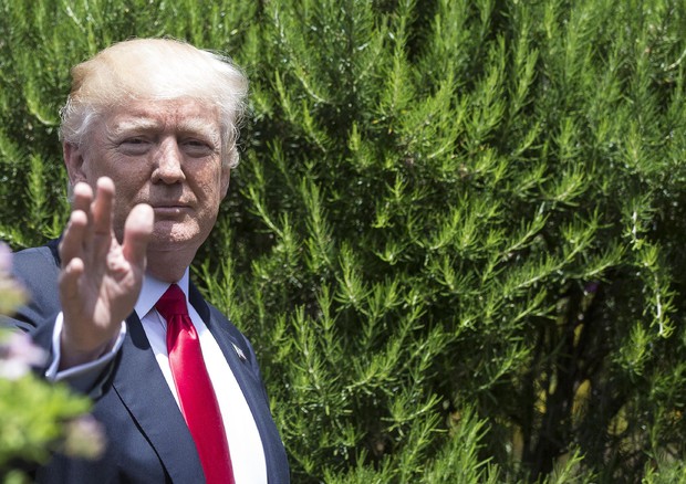 g7-trump-vuole-uscire-da-accordo-parigi-merkel-non-ci-fidiamo-pi-and-ugrave