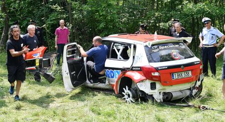 auto-rally-uccide-bimbo-spunta-filmato