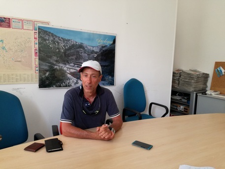 Alpinista a caccia sponsor per impresa alpinista-a-caccia-sponsor-per-impresa