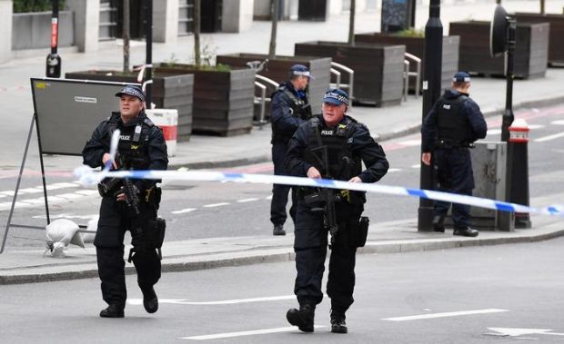 londra-accoltellata-da-3-donne-inneggiavano-allah