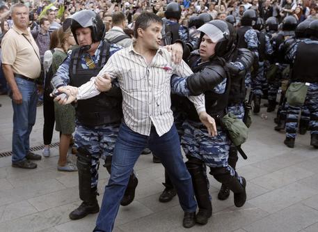 Russia russia-fermati-oltre-300-manifestanti