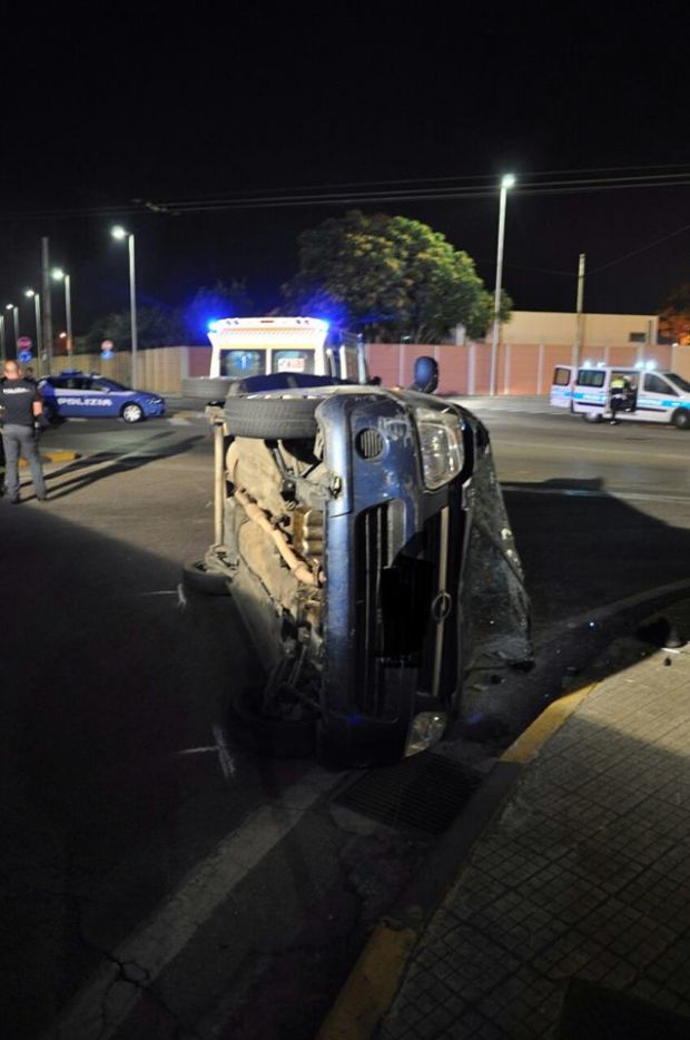 cagliari-perde-il-controllo-e-si-ribalta-gravi-due-giovani