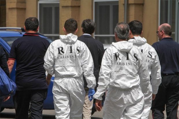 Donna uccisa in Sardegna donna-uccisa-in-sardegna-ris-al-lavoro-in-villetta-delitto