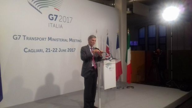 g7-trasporti-delrio-and-quot-s-and-igrave-a-risorse-privati-in-infrastrutture-and-quot