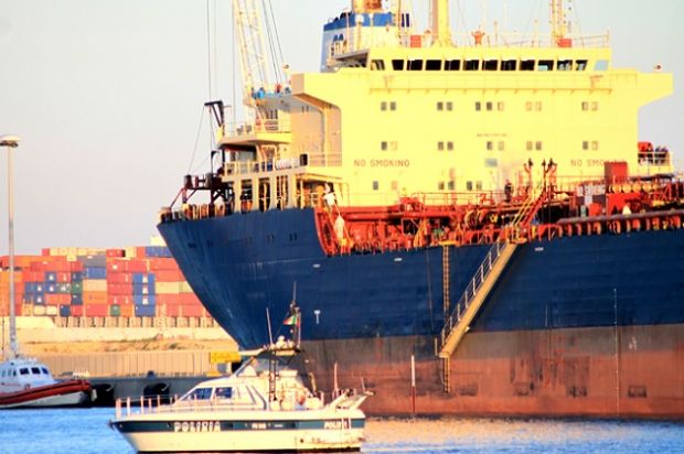 migranti-ipotesi-blocco-porti-italia-a-navi-straniere
