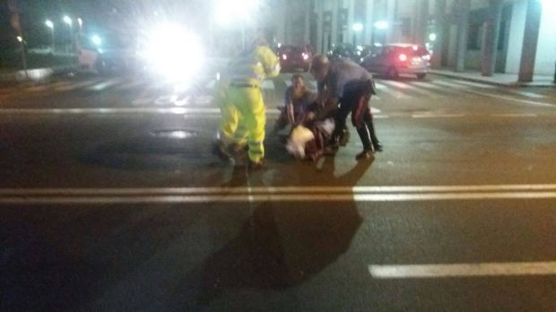 cagliari-piazza-trento-carabinieri-sedano-rissa