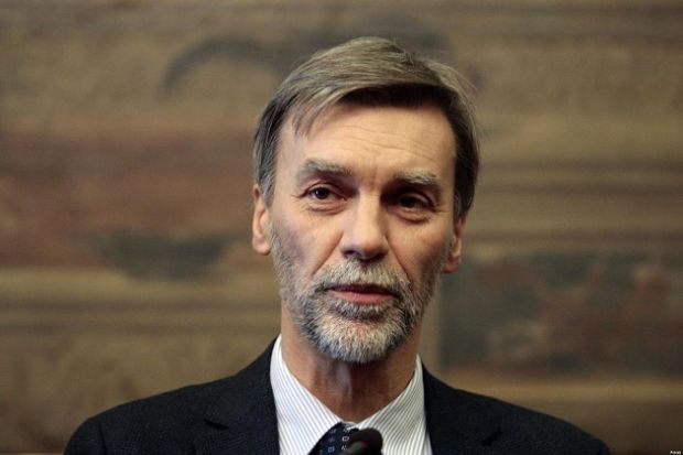 taglio-nastro-con-delrio-per-stazione-marittima-g-aranci