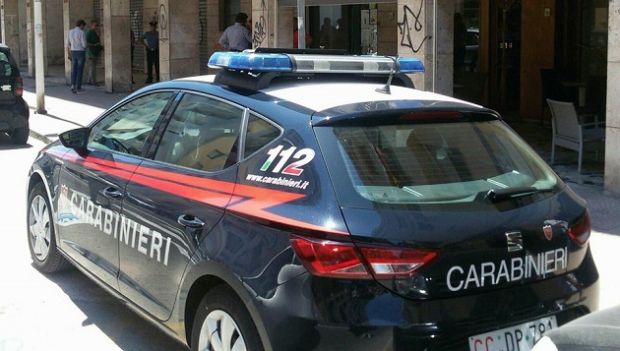 cagliari-pregiudicato-ruba-nel-negozio-vestis-arrestato