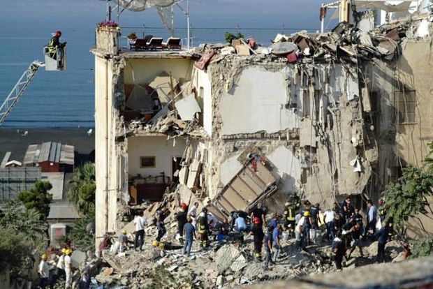 crolla-palazzina-a-torre-annunziata-persone-coinvolte