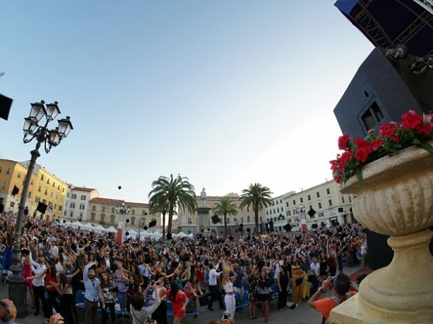 universit-and-agrave-sassari-festa-in-piazza-per-600-neo-dottori