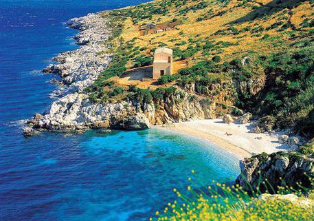 da-2-mesi-in-italia-migrante-annega