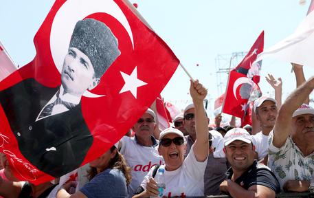 l-opposizione-in-piazza-a-istanbul-oggi-saremo-un-milione