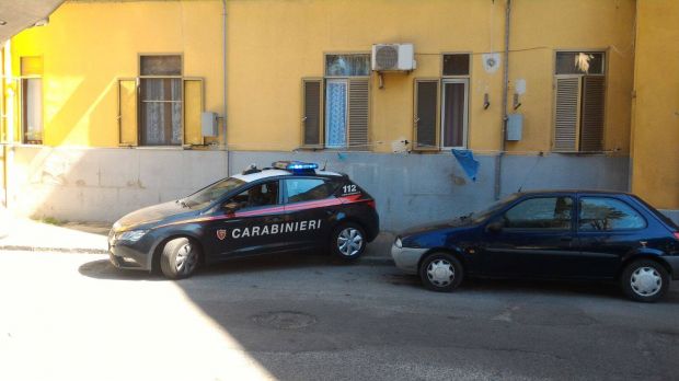 atto-intimidatorio-a-cagliari-fucilate-contro-un-abitazione-indagano-i-carabinieri