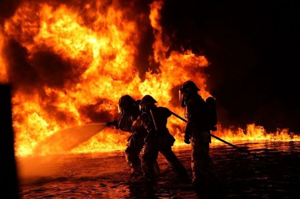 incendi-bruciano-sardegna-e-sicilia-roghi-dolosi
