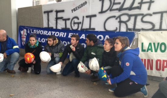 'I Figli della Crisi' restano accampati sotto il Consiglio regionale: “Giovedì una nuova iniziativa" i-figli-della-crisi-restano-accampati-sotto-il-consiglio-regionale-and-ldquo-gioved-and-igrave-una-nuova-iniziativa-and-quot